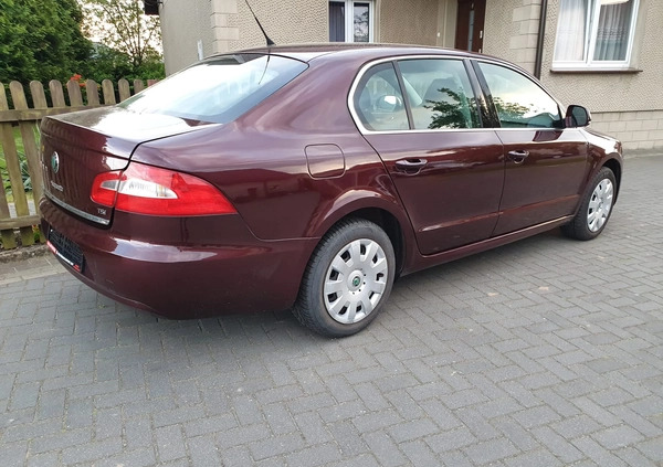 Skoda Superb cena 23500 przebieg: 221151, rok produkcji 2008 z Ustka małe 29